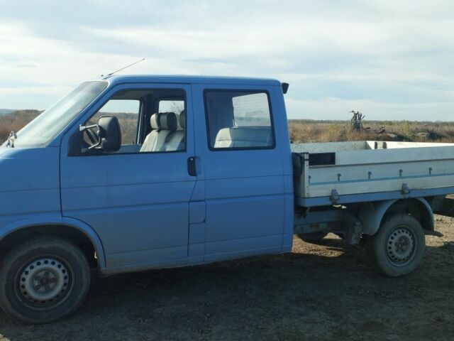 Синий Фольксваген Transporter, объемом двигателя 2.5 л и пробегом 343 тыс. км за 4350 $, фото 1 на Automoto.ua
