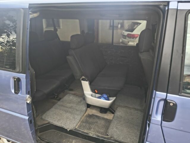 Синій Фольксваген Transporter, об'ємом двигуна 2.4 л та пробігом 333 тис. км за 3550 $, фото 3 на Automoto.ua