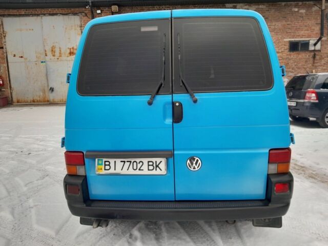 Синій Фольксваген Transporter, об'ємом двигуна 2.5 л та пробігом 360 тис. км за 7500 $, фото 3 на Automoto.ua