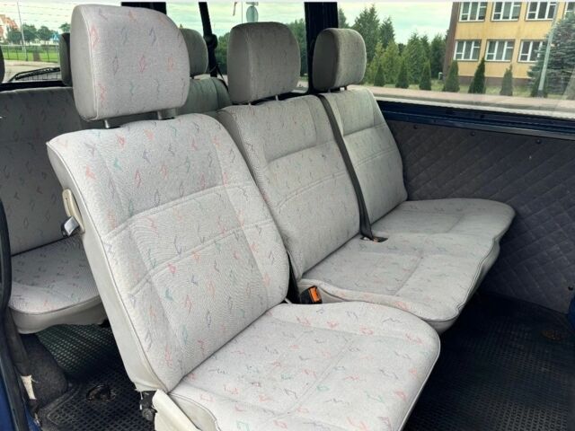 Синий Фольксваген Transporter, объемом двигателя 2.5 л и пробегом 230 тыс. км за 2650 $, фото 8 на Automoto.ua
