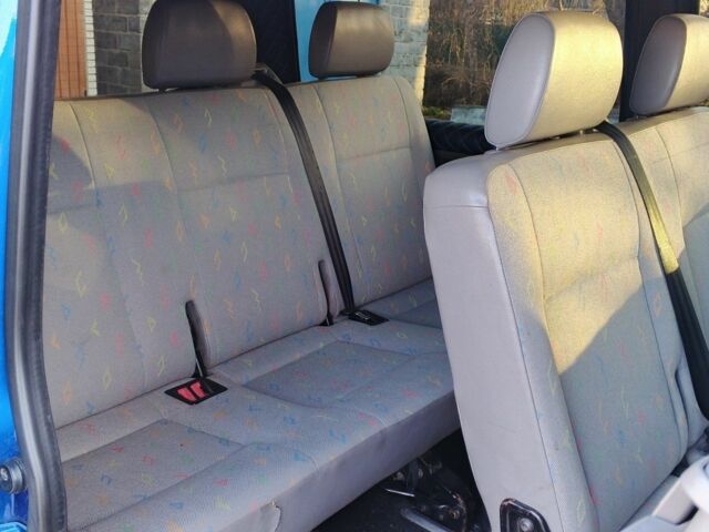 Синий Фольксваген Transporter, объемом двигателя 2.5 л и пробегом 580 тыс. км за 7300 $, фото 6 на Automoto.ua