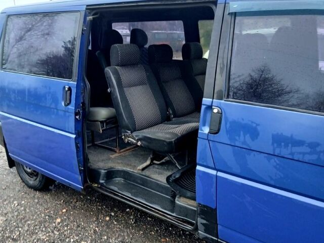 Синий Фольксваген Transporter, объемом двигателя 2.4 л и пробегом 470 тыс. км за 5000 $, фото 6 на Automoto.ua