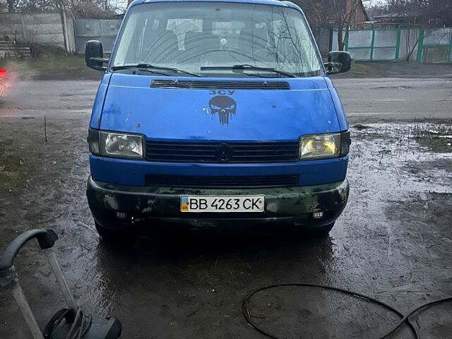 Синий Фольксваген Transporter, объемом двигателя 2.5 л и пробегом 200 тыс. км за 3800 $, фото 5 на Automoto.ua