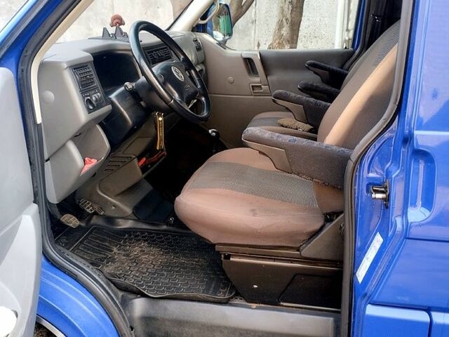 Синій Фольксваген Transporter, об'ємом двигуна 2.5 л та пробігом 0 тис. км за 6800 $, фото 8 на Automoto.ua