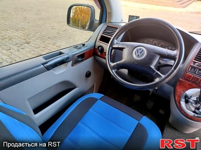 Синій Фольксваген Transporter, об'ємом двигуна 2.5 л та пробігом 263 тис. км за 9250 $, фото 10 на Automoto.ua