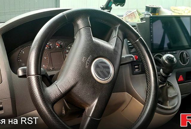 Синий Фольксваген Transporter, объемом двигателя 1.9 л и пробегом 362 тыс. км за 9000 $, фото 4 на Automoto.ua