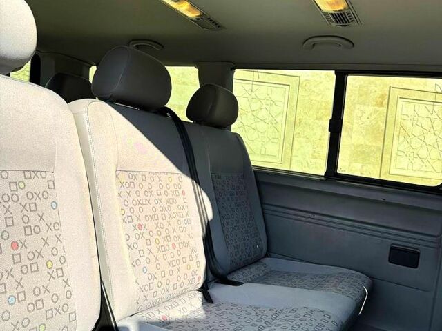 Синий Фольксваген Transporter, объемом двигателя 1.9 л и пробегом 326 тыс. км за 9500 $, фото 10 на Automoto.ua
