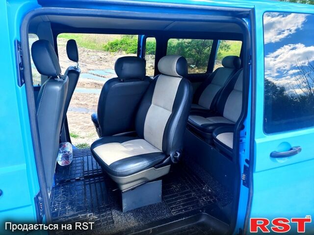 Синий Фольксваген Transporter, объемом двигателя 2.5 л и пробегом 275 тыс. км за 9500 $, фото 7 на Automoto.ua