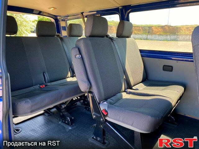 Синий Фольксваген Transporter, объемом двигателя 2.5 л и пробегом 342 тыс. км за 12000 $, фото 5 на Automoto.ua