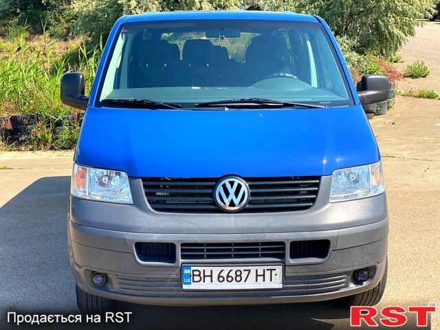 Синий Фольксваген Transporter, объемом двигателя 2.5 л и пробегом 342 тыс. км за 12000 $, фото 3 на Automoto.ua