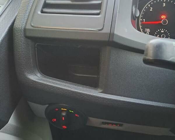 Синій Фольксваген Transporter, об'ємом двигуна 1.97 л та пробігом 233 тис. км за 20999 $, фото 27 на Automoto.ua