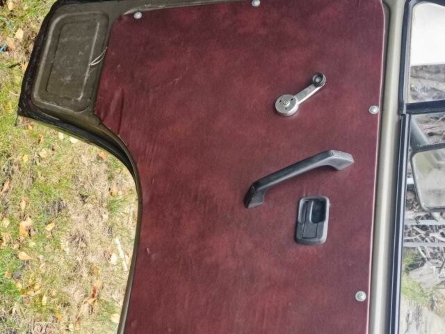 Зеленый Фольксваген Transporter, объемом двигателя 1.6 л и пробегом 370 тыс. км за 2150 $, фото 16 на Automoto.ua