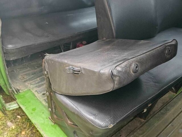 Зеленый Фольксваген Transporter, объемом двигателя 1.6 л и пробегом 370 тыс. км за 2150 $, фото 19 на Automoto.ua