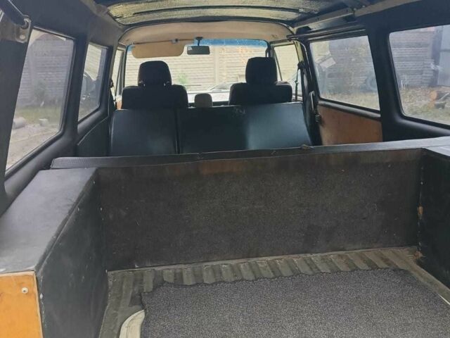 Зеленый Фольксваген Transporter, объемом двигателя 1.6 л и пробегом 370 тыс. км за 2150 $, фото 13 на Automoto.ua