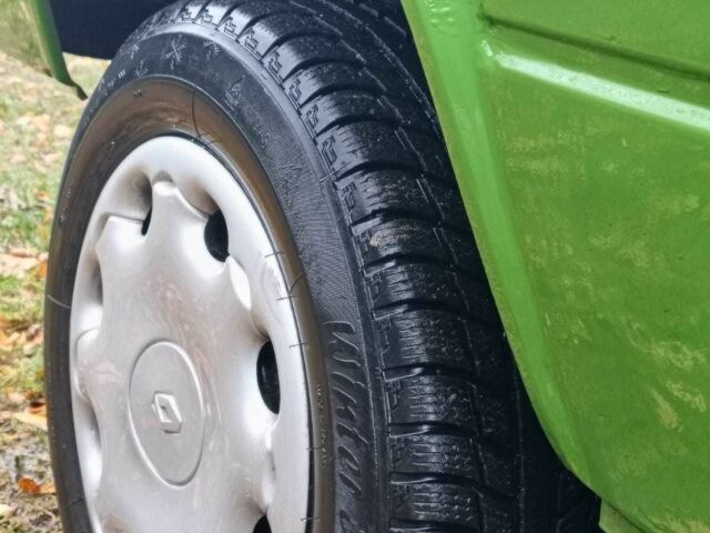 Зеленый Фольксваген Transporter, объемом двигателя 1.6 л и пробегом 370 тыс. км за 2150 $, фото 18 на Automoto.ua