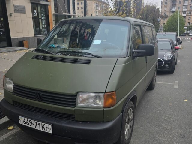 Зеленый Фольксваген Transporter, объемом двигателя 0 л и пробегом 400 тыс. км за 4500 $, фото 1 на Automoto.ua