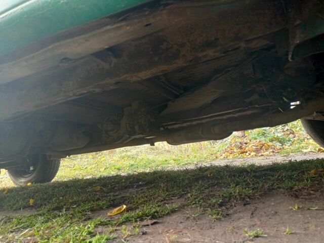 Зеленый Фольксваген Transporter, объемом двигателя 2 л и пробегом 526 тыс. км за 2650 $, фото 4 на Automoto.ua