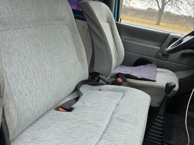 Фольксваген Transporter 1992 в Сумах на Automoto.ua Зеленый Фольксваген Transporter, объемом двигателя 2.4 л и пробегом 421 тыс. км за 3299 $, фото 11 на Automoto.ua