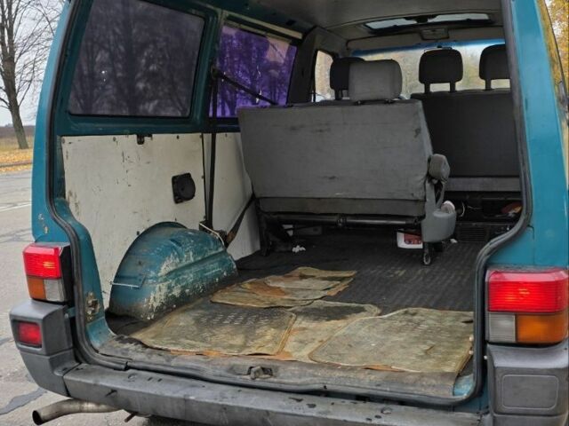 Фольксваген Transporter 1992 в Сумах на Automoto.ua Зеленый Фольксваген Transporter, объемом двигателя 2.4 л и пробегом 421 тыс. км за 3299 $, фото 9 на Automoto.ua