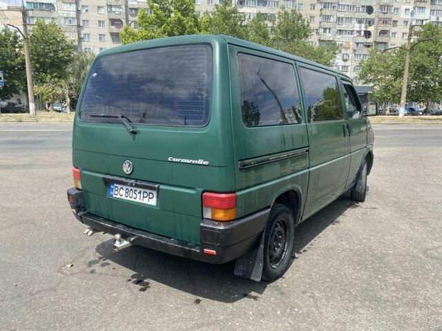 Зелений Фольксваген Transporter, об'ємом двигуна 2.4 л та пробігом 400 тис. км за 3300 $, фото 3 на Automoto.ua