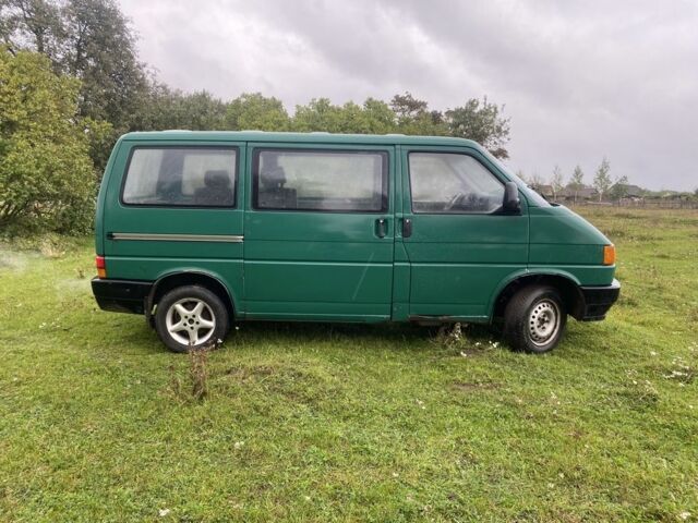 Зелений Фольксваген Transporter, об'ємом двигуна 2 л та пробігом 350 тис. км за 1550 $, фото 5 на Automoto.ua