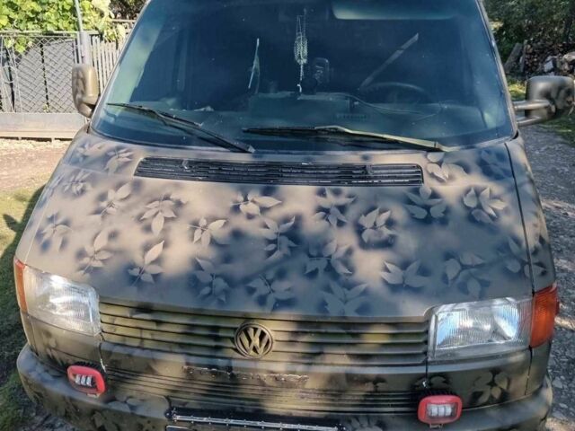 Зеленый Фольксваген Transporter, объемом двигателя 0 л и пробегом 420 тыс. км за 2300 $, фото 4 на Automoto.ua