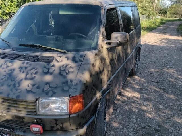 Зеленый Фольксваген Transporter, объемом двигателя 0 л и пробегом 420 тыс. км за 2300 $, фото 1 на Automoto.ua