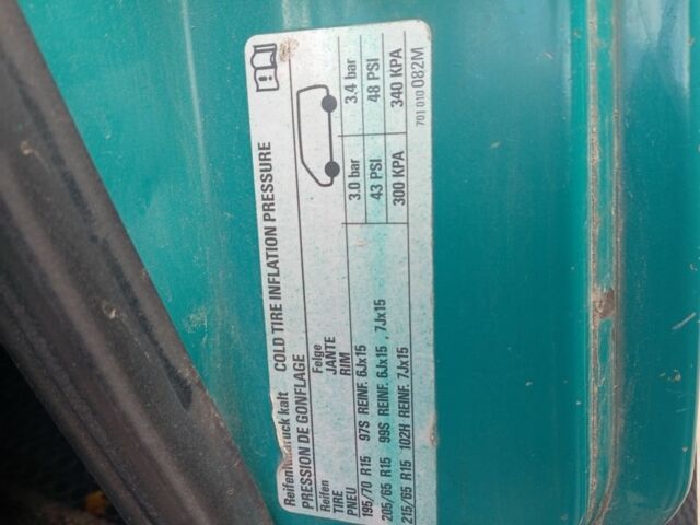 Зелений Фольксваген Transporter, об'ємом двигуна 2.4 л та пробігом 658 тис. км за 4000 $, фото 8 на Automoto.ua