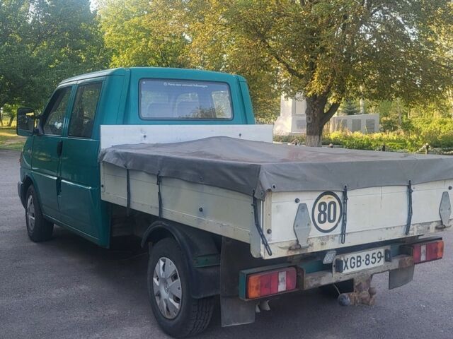 Зелений Фольксваген Transporter, об'ємом двигуна 2.4 л та пробігом 360 тис. км за 4600 $, фото 11 на Automoto.ua