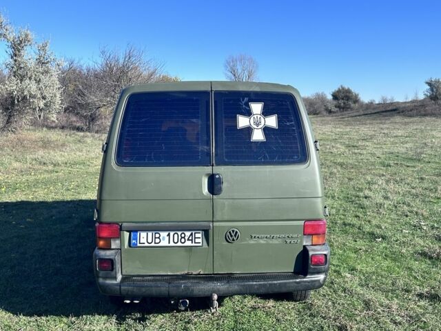 Зелений Фольксваген Transporter, об'ємом двигуна 0 л та пробігом 300 тис. км за 3200 $, фото 3 на Automoto.ua