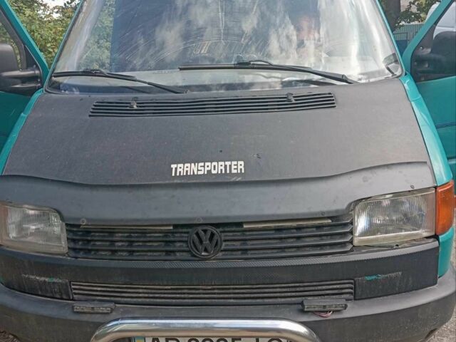 Зелений Фольксваген Transporter, об'ємом двигуна 2.4 л та пробігом 658 тис. км за 4000 $, фото 1 на Automoto.ua