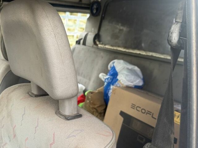 Зеленый Фольксваген Transporter, объемом двигателя 1.9 л и пробегом 350 тыс. км за 2300 $, фото 8 на Automoto.ua