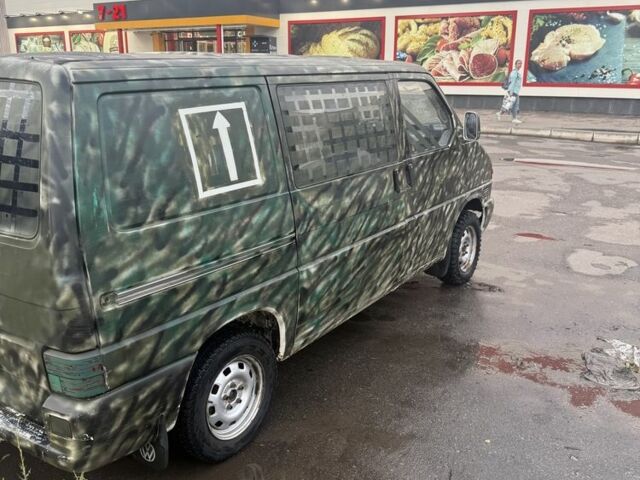 Зеленый Фольксваген Transporter, объемом двигателя 1.9 л и пробегом 350 тыс. км за 2300 $, фото 3 на Automoto.ua