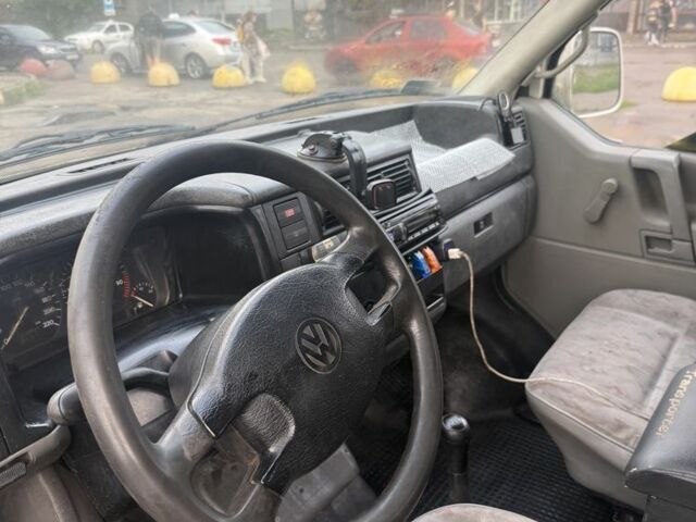 Зеленый Фольксваген Transporter, объемом двигателя 1.9 л и пробегом 350 тыс. км за 2300 $, фото 7 на Automoto.ua