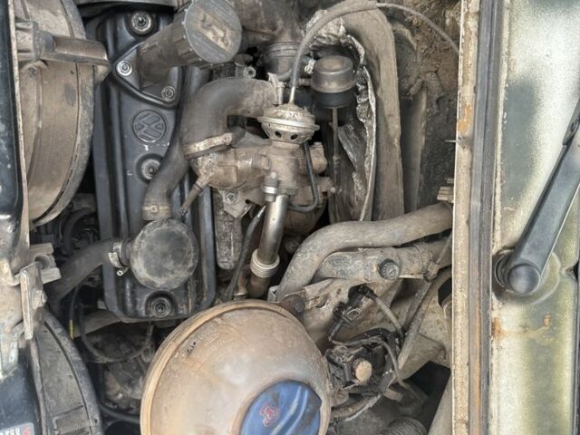 Зеленый Фольксваген Transporter, объемом двигателя 1.9 л и пробегом 350 тыс. км за 2300 $, фото 10 на Automoto.ua