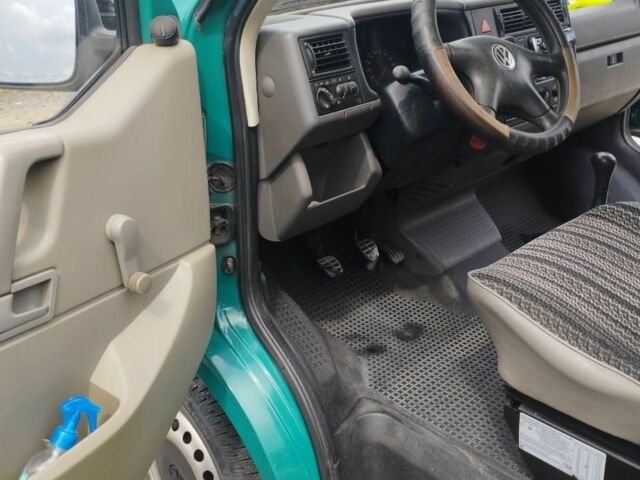 Зеленый Фольксваген Transporter, объемом двигателя 0 л и пробегом 253 тыс. км за 8300 $, фото 7 на Automoto.ua