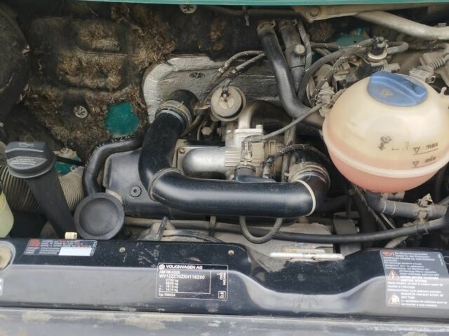 Зеленый Фольксваген Transporter, объемом двигателя 0 л и пробегом 253 тыс. км за 7800 $, фото 7 на Automoto.ua