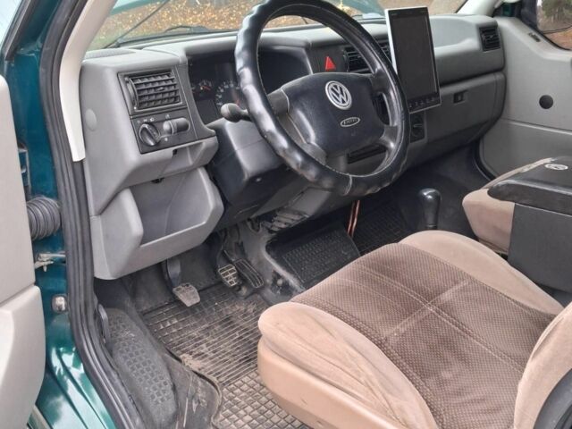 Зелений Фольксваген Transporter, об'ємом двигуна 2.5 л та пробігом 398 тис. км за 6500 $, фото 6 на Automoto.ua