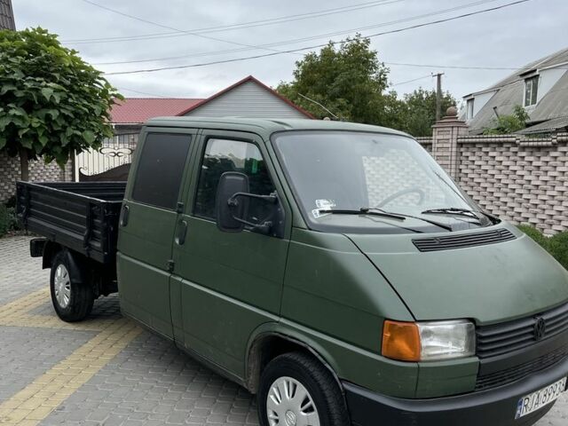 Зелений Фольксваген Transporter, об'ємом двигуна 2.4 л та пробігом 308 тис. км за 2750 $, фото 2 на Automoto.ua