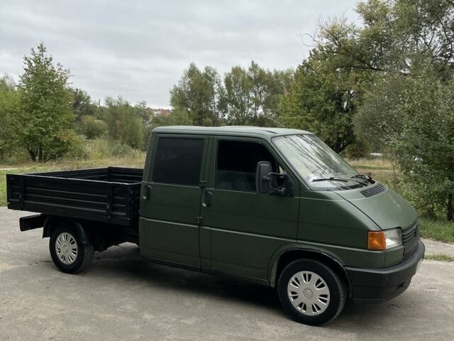 Зелений Фольксваген Transporter, об'ємом двигуна 2.4 л та пробігом 308 тис. км за 2750 $, фото 3 на Automoto.ua