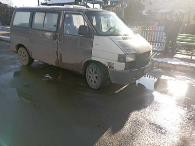 Зеленый Фольксваген Transporter, объемом двигателя 0 л и пробегом 346 тыс. км за 500 $, фото 2 на Automoto.ua