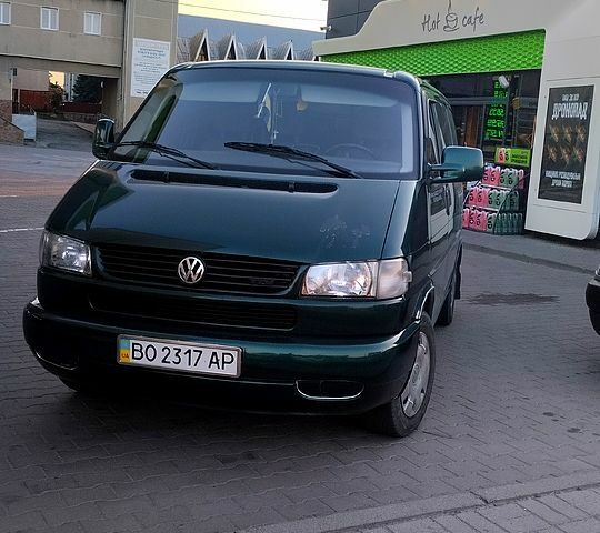 Зеленый Фольксваген Transporter, объемом двигателя 2.5 л и пробегом 387 тыс. км за 6250 $, фото 2 на Automoto.ua