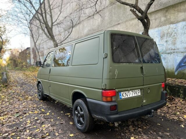 Зелений Фольксваген Transporter, об'ємом двигуна 0 л та пробігом 300 тис. км за 2600 $, фото 5 на Automoto.ua