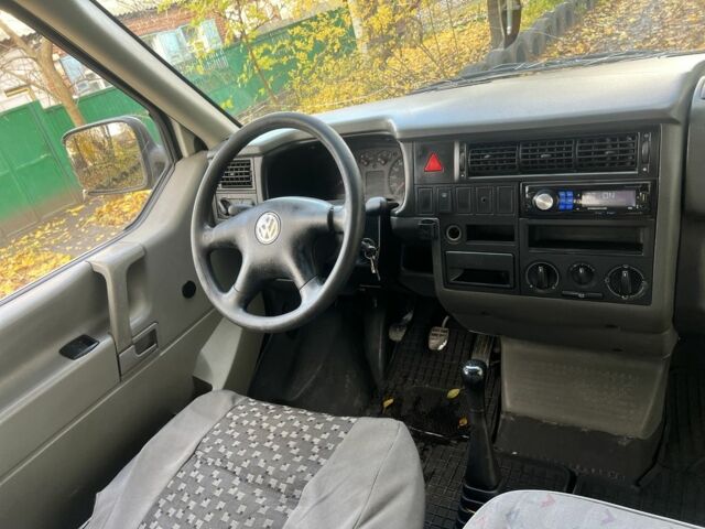 Зелений Фольксваген Transporter, об'ємом двигуна 0 л та пробігом 300 тис. км за 2600 $, фото 7 на Automoto.ua