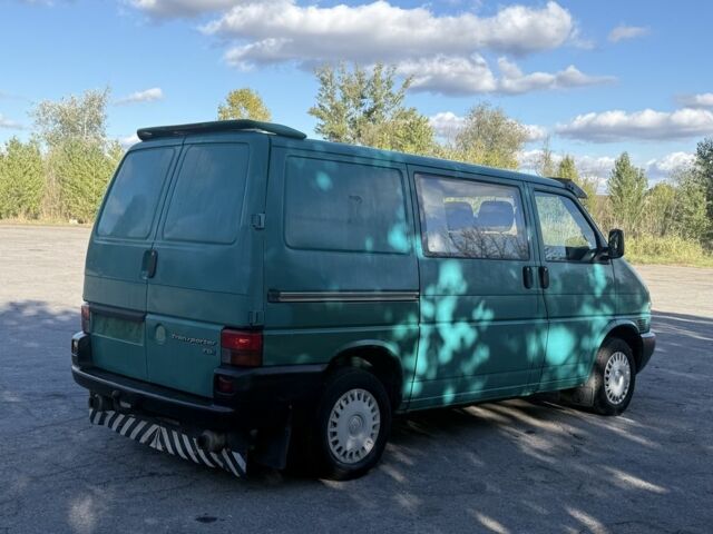Зеленый Фольксваген Transporter, объемом двигателя 2.5 л и пробегом 309 тыс. км за 4500 $, фото 6 на Automoto.ua