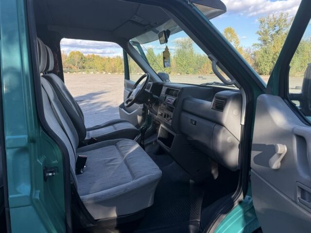 Зеленый Фольксваген Transporter, объемом двигателя 2.5 л и пробегом 309 тыс. км за 4500 $, фото 12 на Automoto.ua