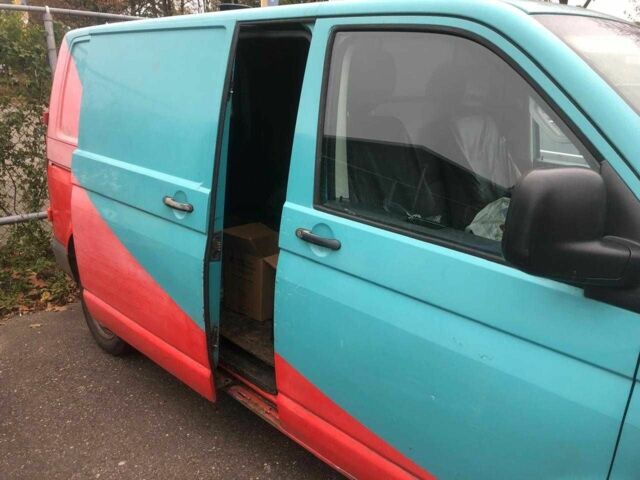 Зеленый Фольксваген Transporter, объемом двигателя 1.9 л и пробегом 310 тыс. км за 4500 $, фото 1 на Automoto.ua