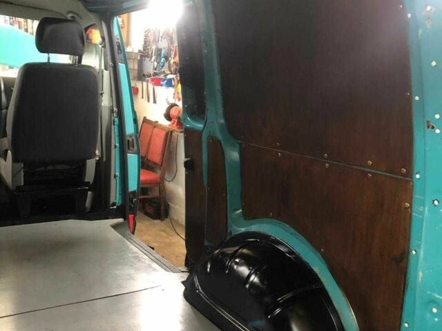 Зеленый Фольксваген Transporter, объемом двигателя 1.9 л и пробегом 310 тыс. км за 4500 $, фото 12 на Automoto.ua