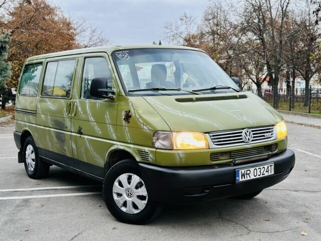 Зеленый Фольксваген Transporter, объемом двигателя 2.5 л и пробегом 290 тыс. км за 3903 $, фото 2 на Automoto.ua