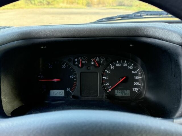 Зеленый Фольксваген Transporter, объемом двигателя 2.5 л и пробегом 309 тыс. км за 4500 $, фото 18 на Automoto.ua